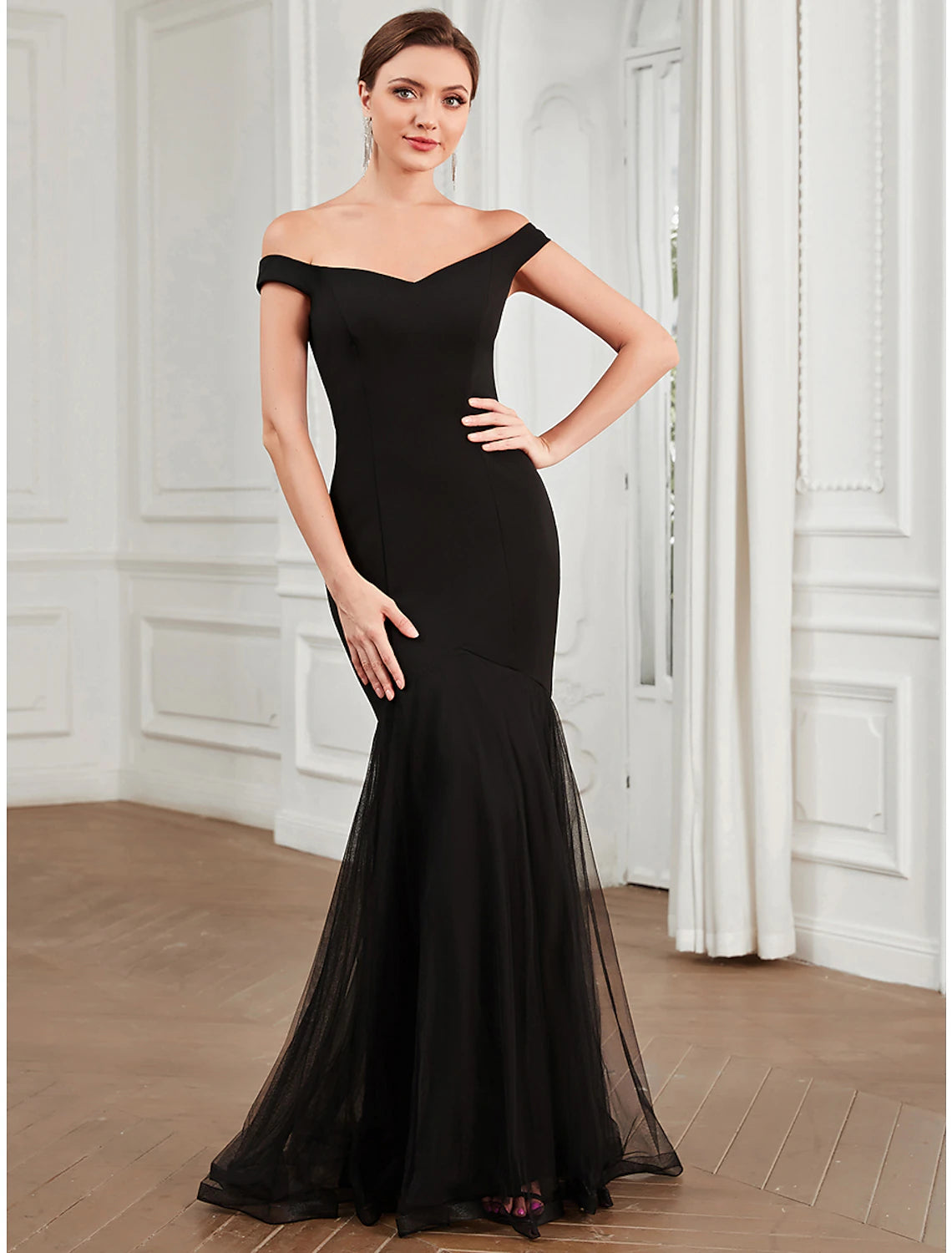 Meerjungfrau/Trompete Abendkleid Elegantes Kleid Partykleidung Bodenlang Ärmellos Schulterfrei Polyester mit Falten